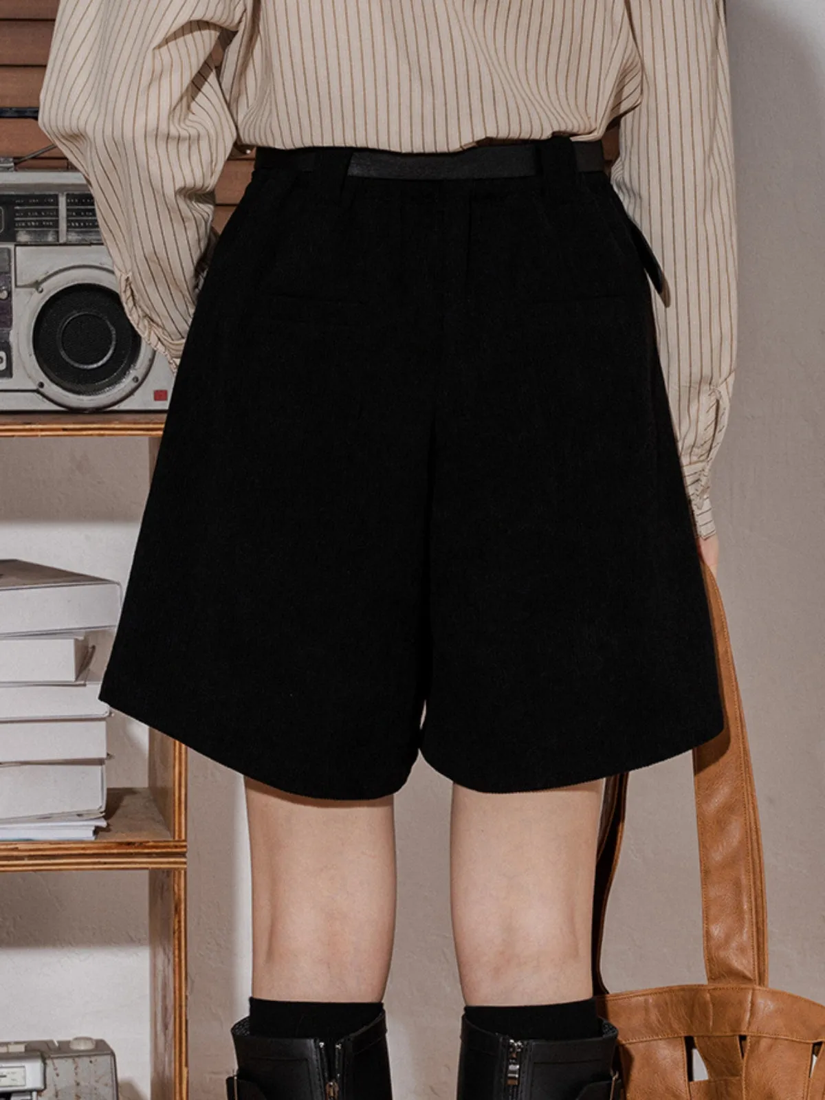 WLS Corduroy Short Pants